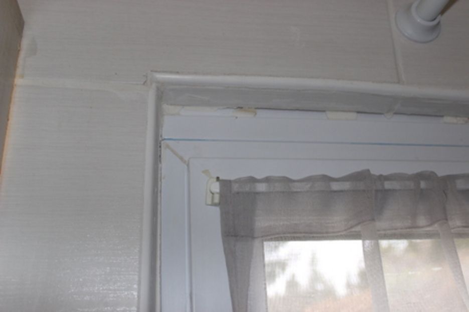 10. Frangy : D�faut esth�tique sur pose de faience en salles de bains