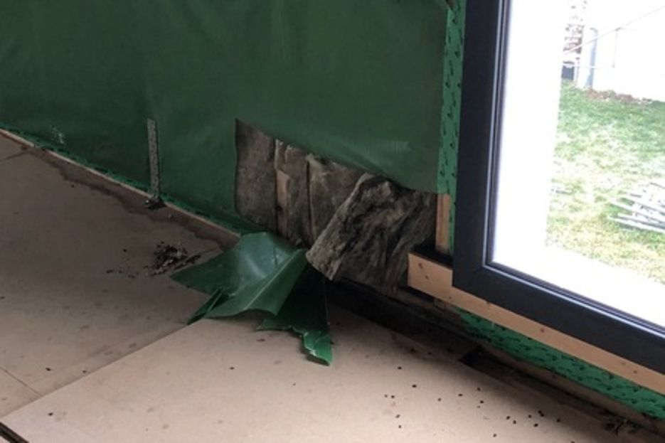 4 .Amancy : Défaut d'étanchéité des fenêtres 4 .Amancy : Défaut d'étanchéité des fenêtres